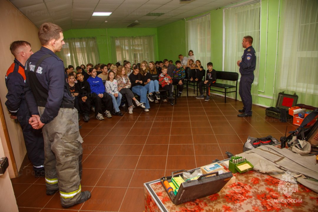 В детском оздоровительном центре Чехова проведено занятие по безопасности