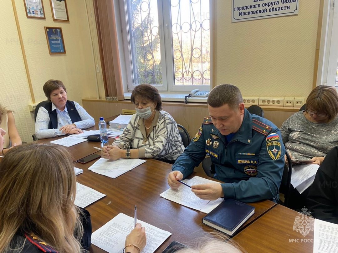 Вопросы предотвращения детской гибели на пожарах обсуждены в Чехове